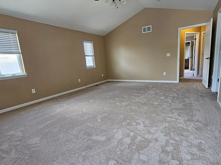 13955 E 107th Ave — Photo 7