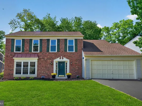 7010 Green Spring Ln, Alexandria, VA 22306