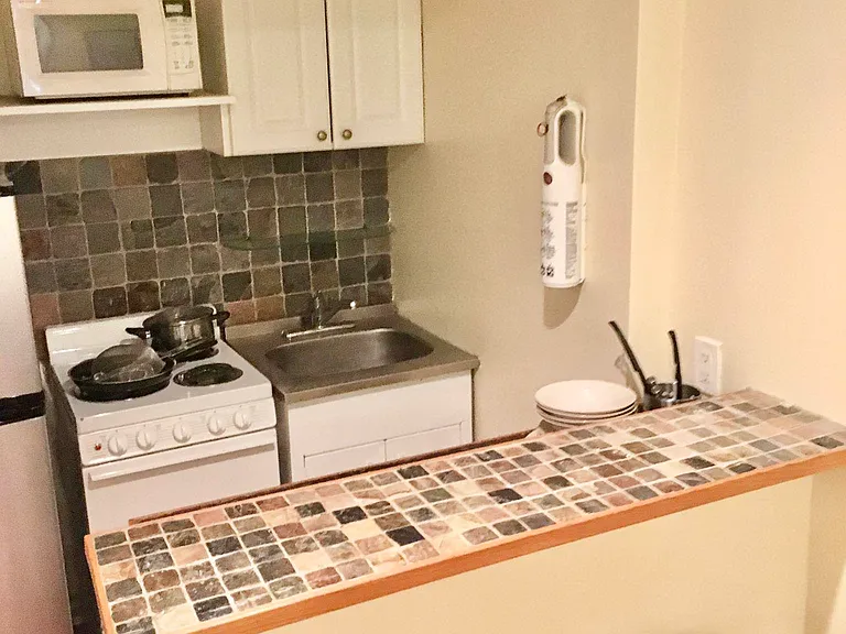 23 W 56th St #5R — Photo 3