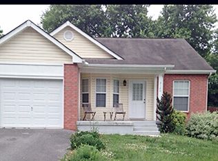 2120 Curving Rd, Knoxville, TN 37912