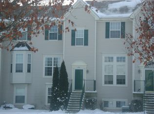 1916 Grandview Pl, Montgomery, IL 60538