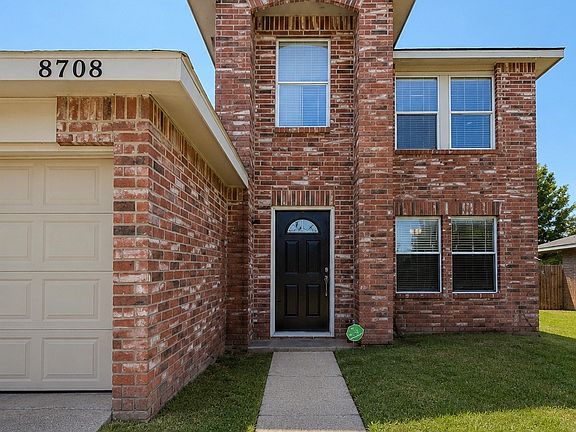 2nd image of 8708 Saddle Ridge Cir