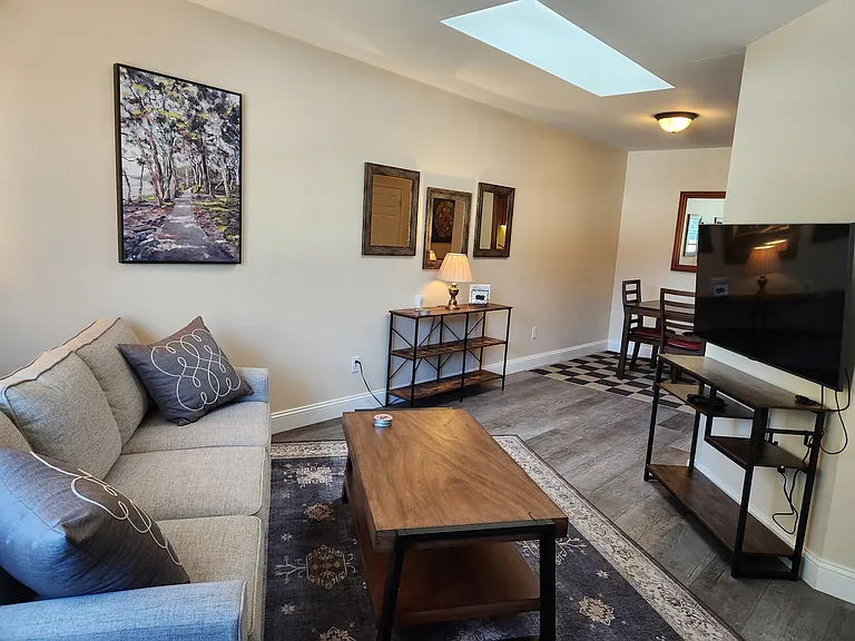 701 S Ruby St #2 — Photo 2