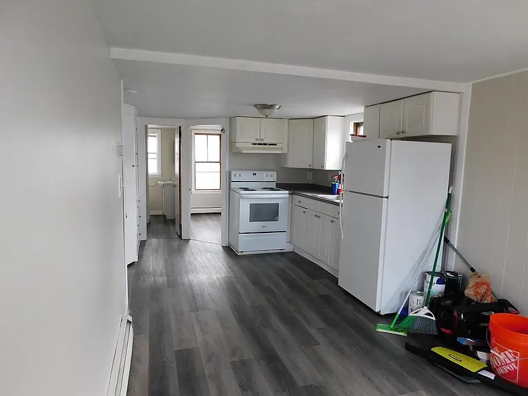 19 Broadway #A — Photo 2