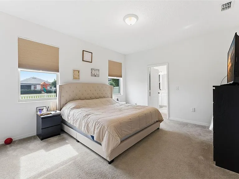 1840 Napoli Dr — Photo 24