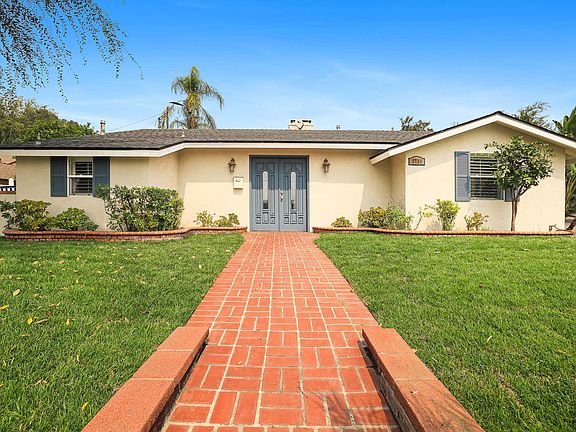 2nd image of 3715 E Sierra Madre Blvd