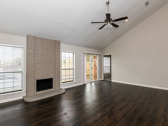 3rd image of 10221 Holly Grove Dr