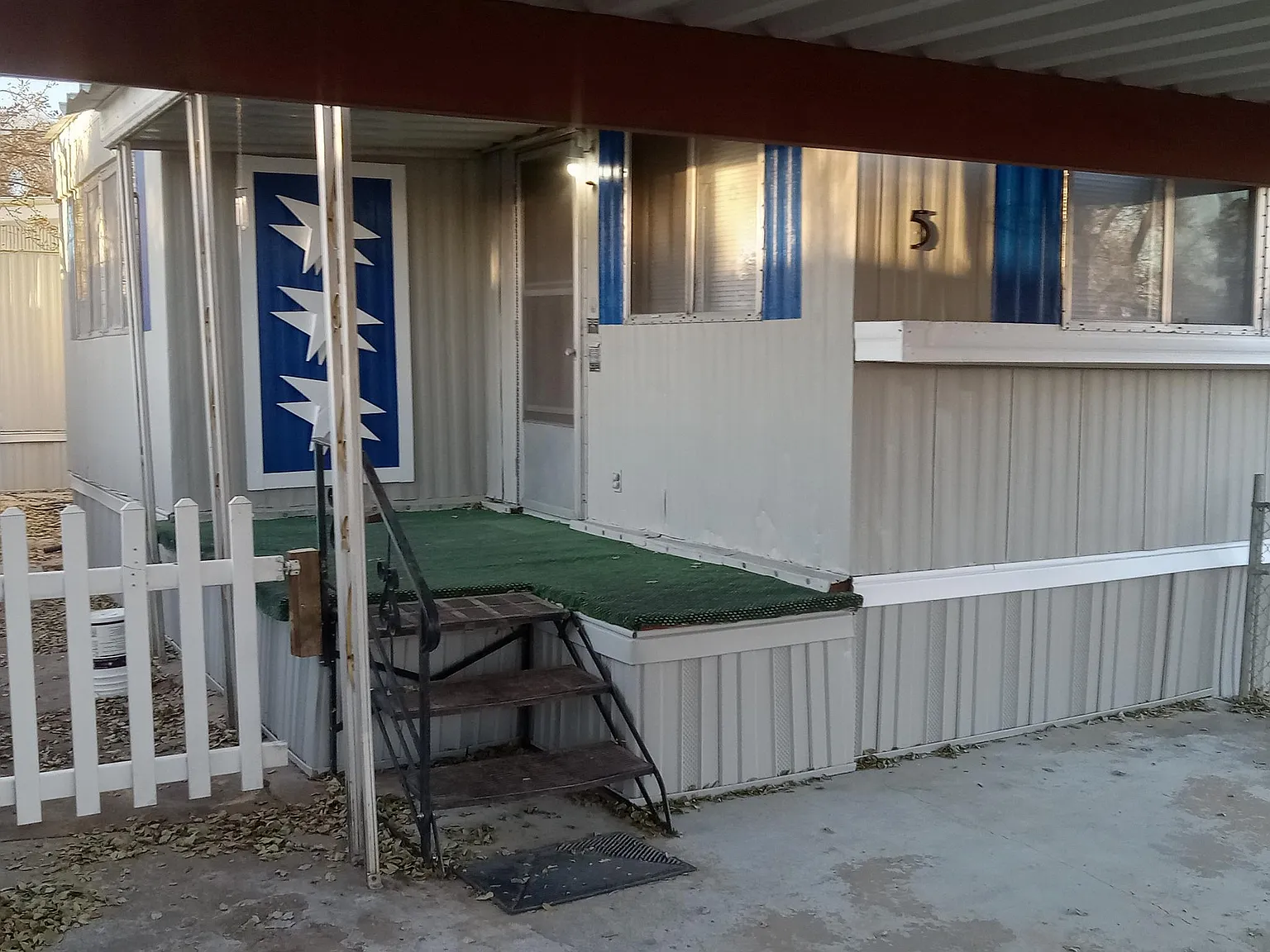 4 bed, 1400 sqft, $1,795 — Photo 1