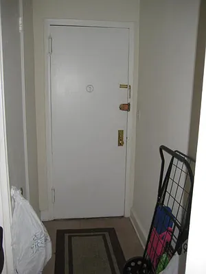 Rented by Magnone Real Estate | media 18