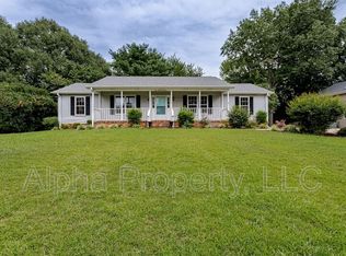 111 Ticonderoga Dr, Greer, SC 29650