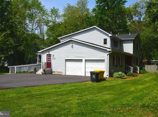 6012 Allwine Ave, Deale, MD 20751