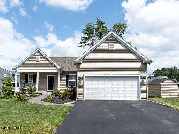 5th image of 2 Winterberry Lane