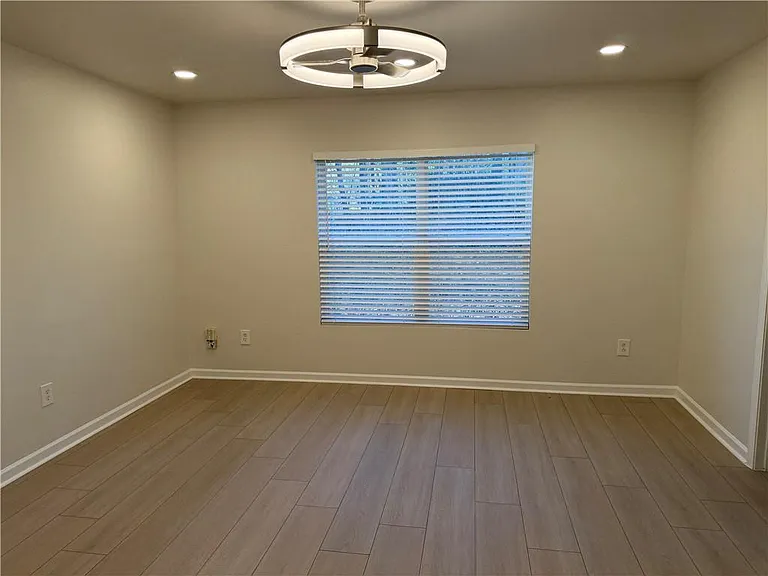 3317 Fernview Dr — Photo 12