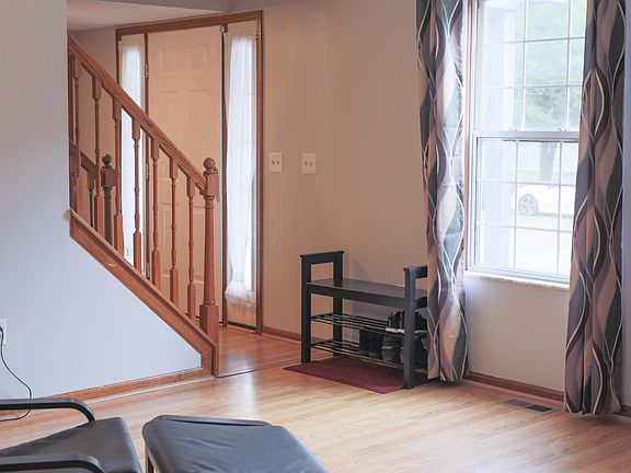 4th image of 1003 Glyn Dennis Dr