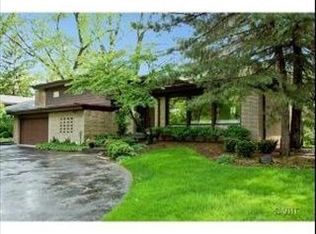 1001 Edgebrook Ln, Glencoe, IL 60022