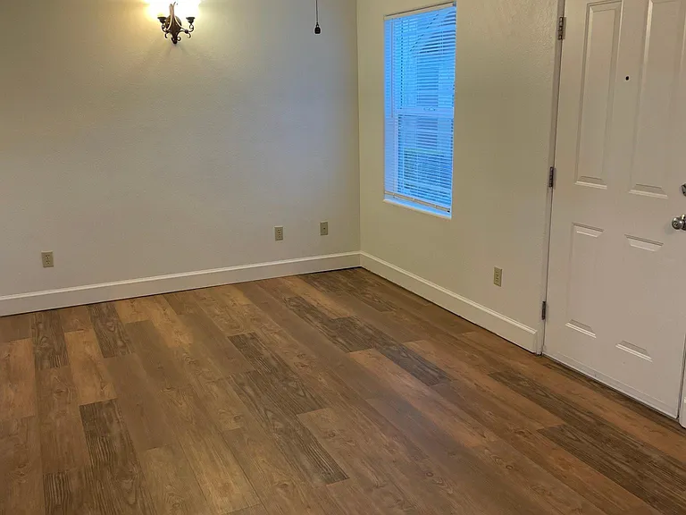 412 Mellus St #1 — Photo 5