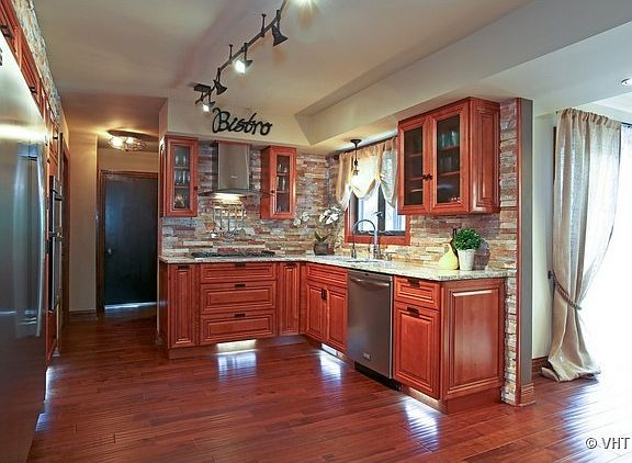 4th image of 11708 S Black Forest Ln
