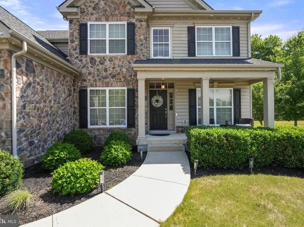 18 Beechwood Blvd, Feasterville Trevose, PA 19053