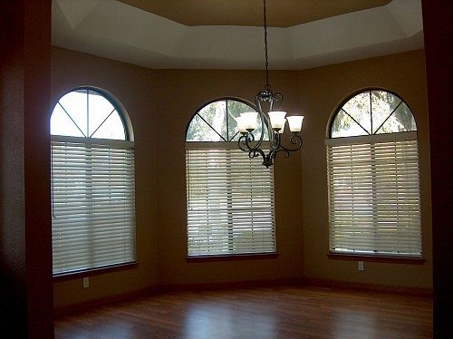 4th image of 2323 SW Cottonwood Cir