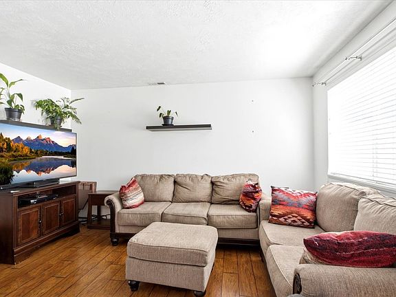 4th image of 6979 S Florentine Way