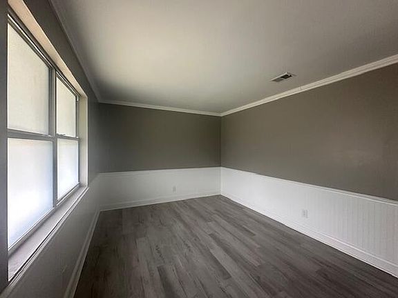 4th image of 3506 Cornwall Road