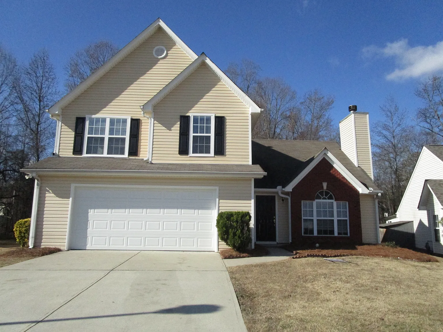 4 bed, 2.0 bath, 1987 sqft, $2,395 — Photo 1