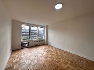 4125 Kissena Blvd APT 1UU, Flushing, NY 11355