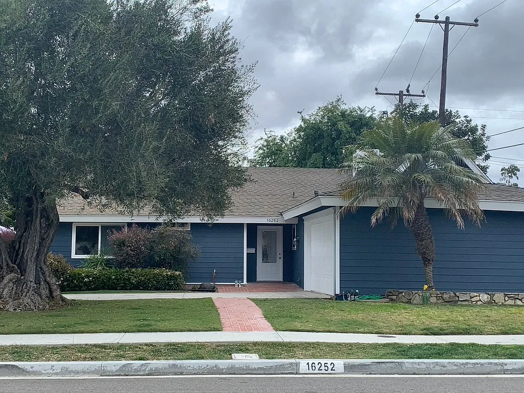 3 bed, 1413 sqft, $4,250 — Photo 2