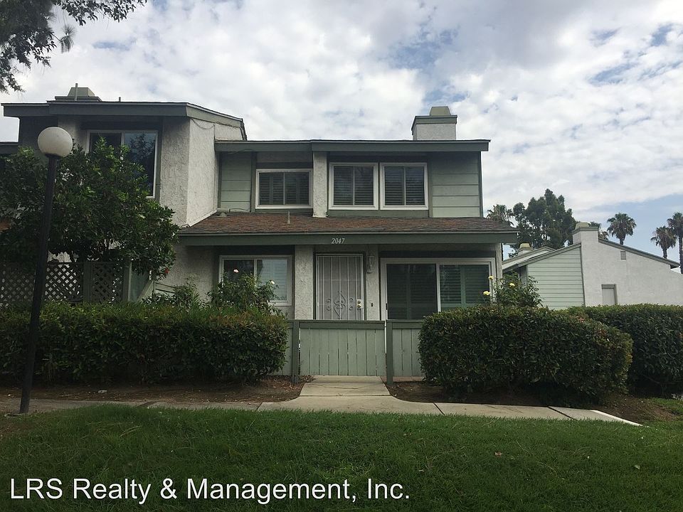 1st image of 2047 E Yale Ct