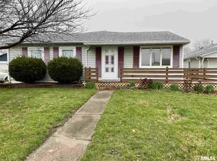 837 4th Ave E, Milan, IL 61264