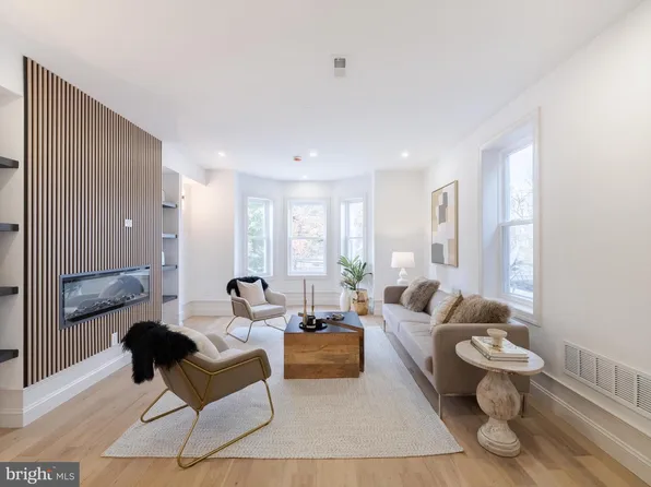 413 S 51st St, Philadelphia, PA 19143