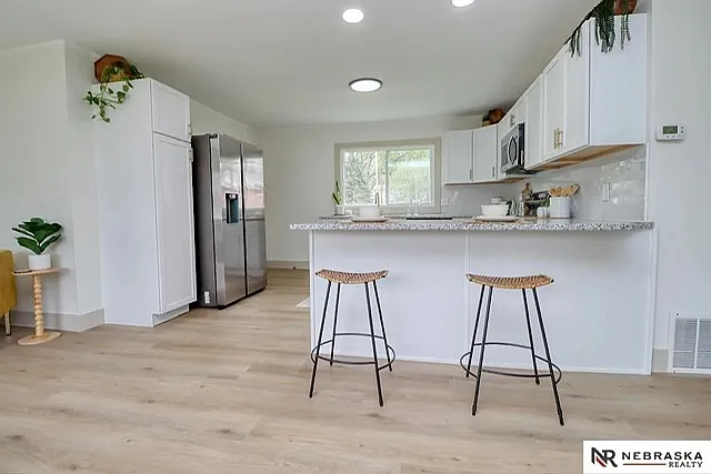 8107 Beechwood Dr — Photo 3