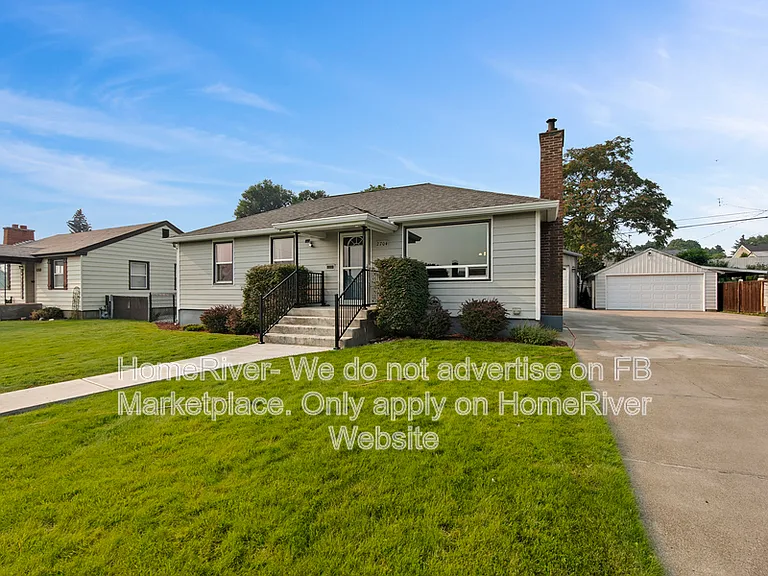 2704 W Hoffman Ave — Photo 18
