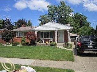 22326 Hill St, Warren, MI 48091