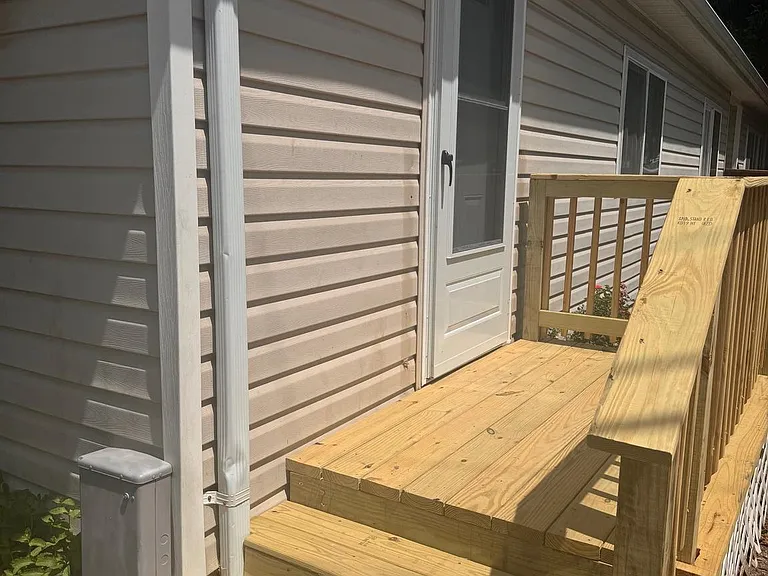 4328 Ridge Rd #1A — Photo 2