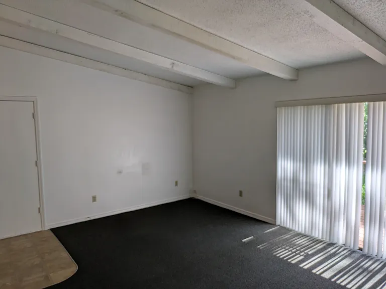 150 Longwood Lake Mary Rd #B — Photo 5