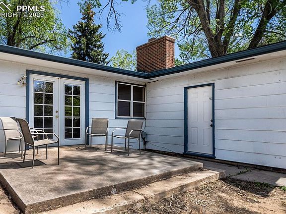 5th image of 204 Byron Dr