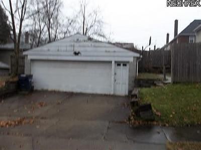 3rd image of 301 Illinois Ave