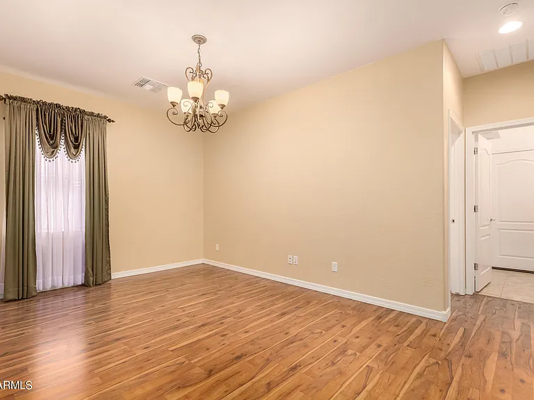 1008 W Deoni Trl — Photo 15