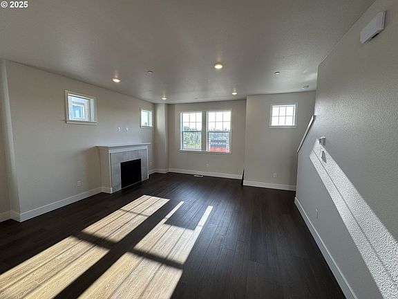 4th image of 13936 SW River Terrace Blvd
