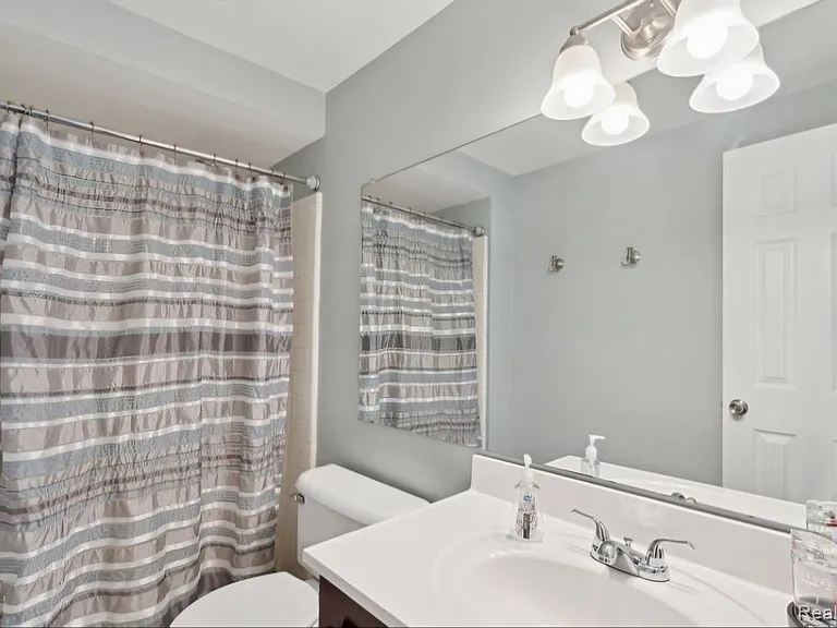 2233 Brookhaven Rd — Photo 16