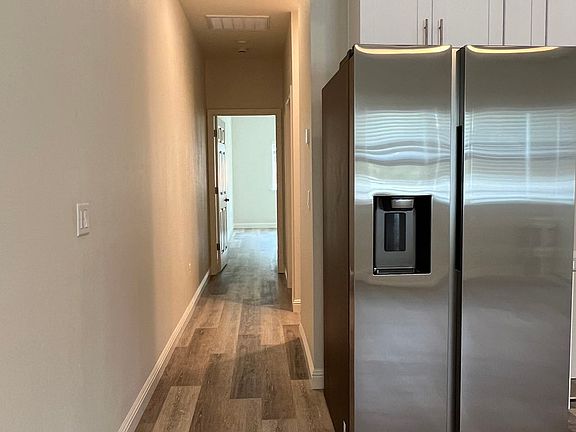 5th image of 1607 Redwood Ln