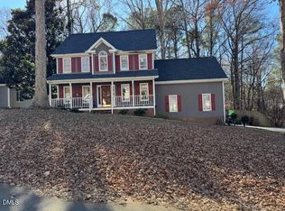 413 Cottonwood Ln, Holly Springs, NC 27540