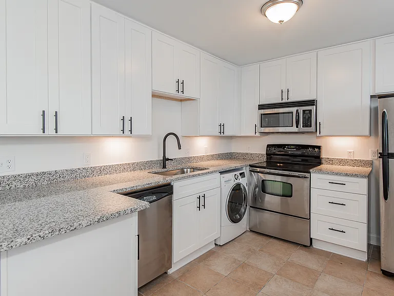 5630 Pershing Ave #52 — Photo 10