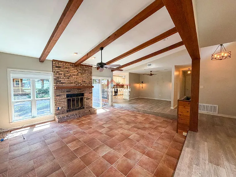 7707 Beechwood Dr — Photo 6