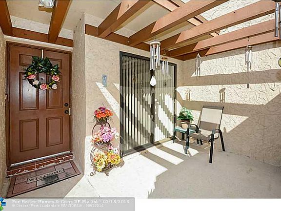 3rd image of 10827 NW 30th Pl #222
