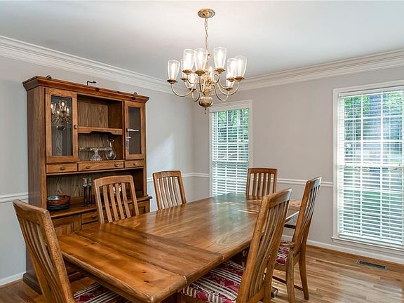 5th image of 3510 Stone Cliff Way
