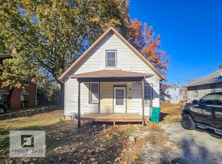 518 W Calhoun St, Macomb, IL 61455