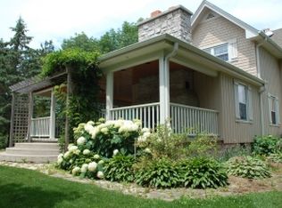 274 Erin Rd, Oconomowoc, WI 53066