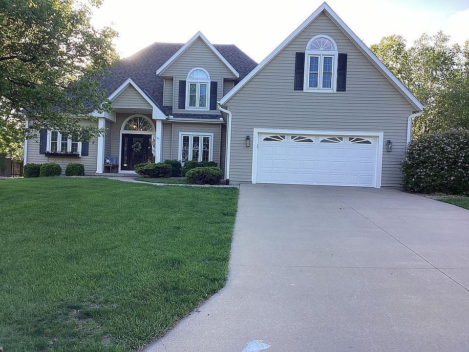 1st image of 806 S Alco Ave